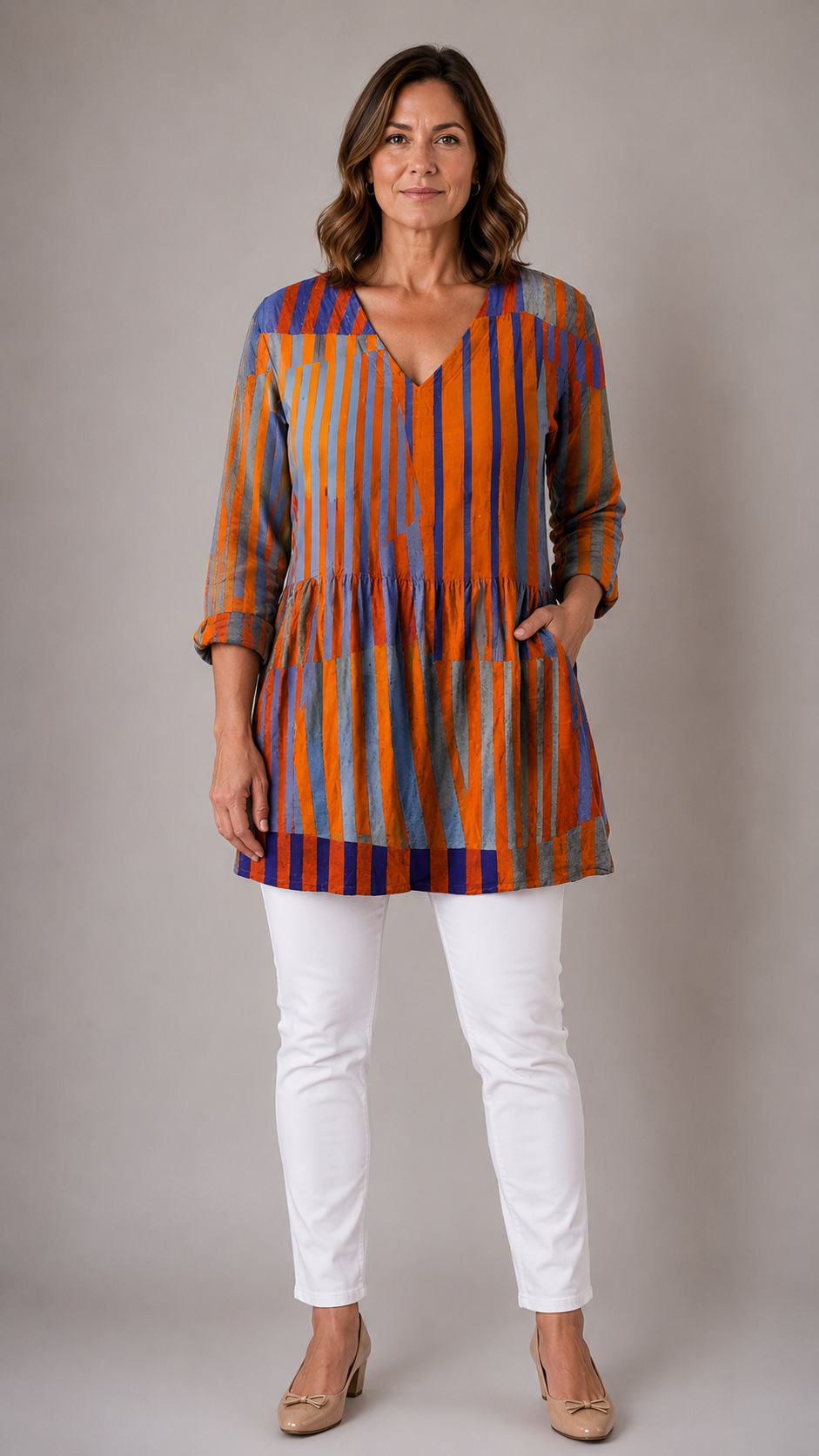 Amaia | Long Blouse with V-Neck 1
