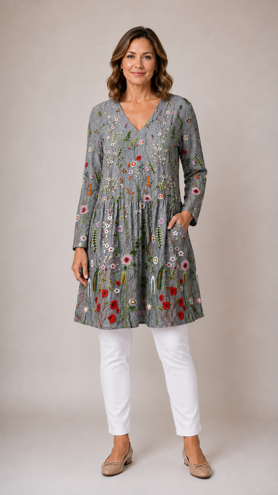 Audrey | Long Blouse with V-Neck 1