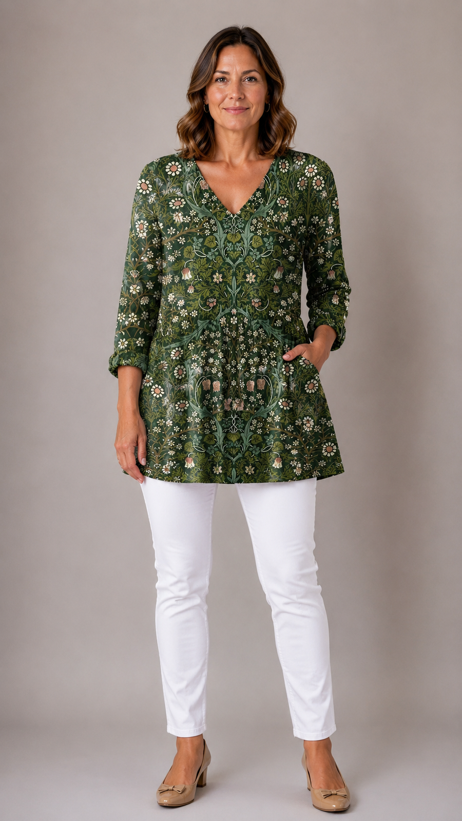 Cecelia | Long Blouse with V-Neck 1