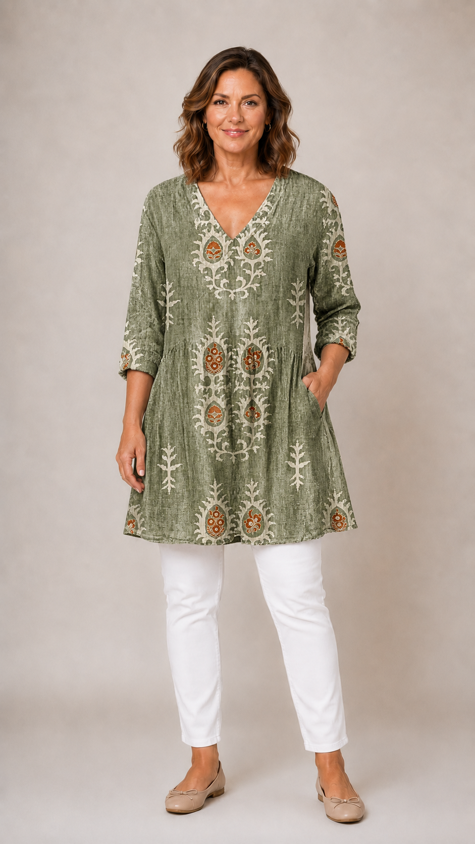 Everly | Long Blouse with V-Neck 1