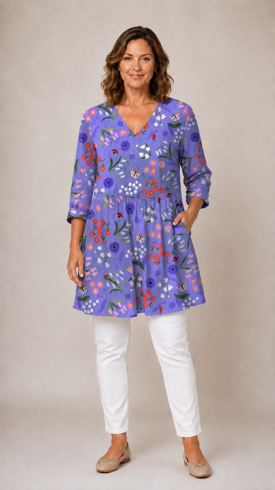 Josie | Long Blouse with V-Neck 1
