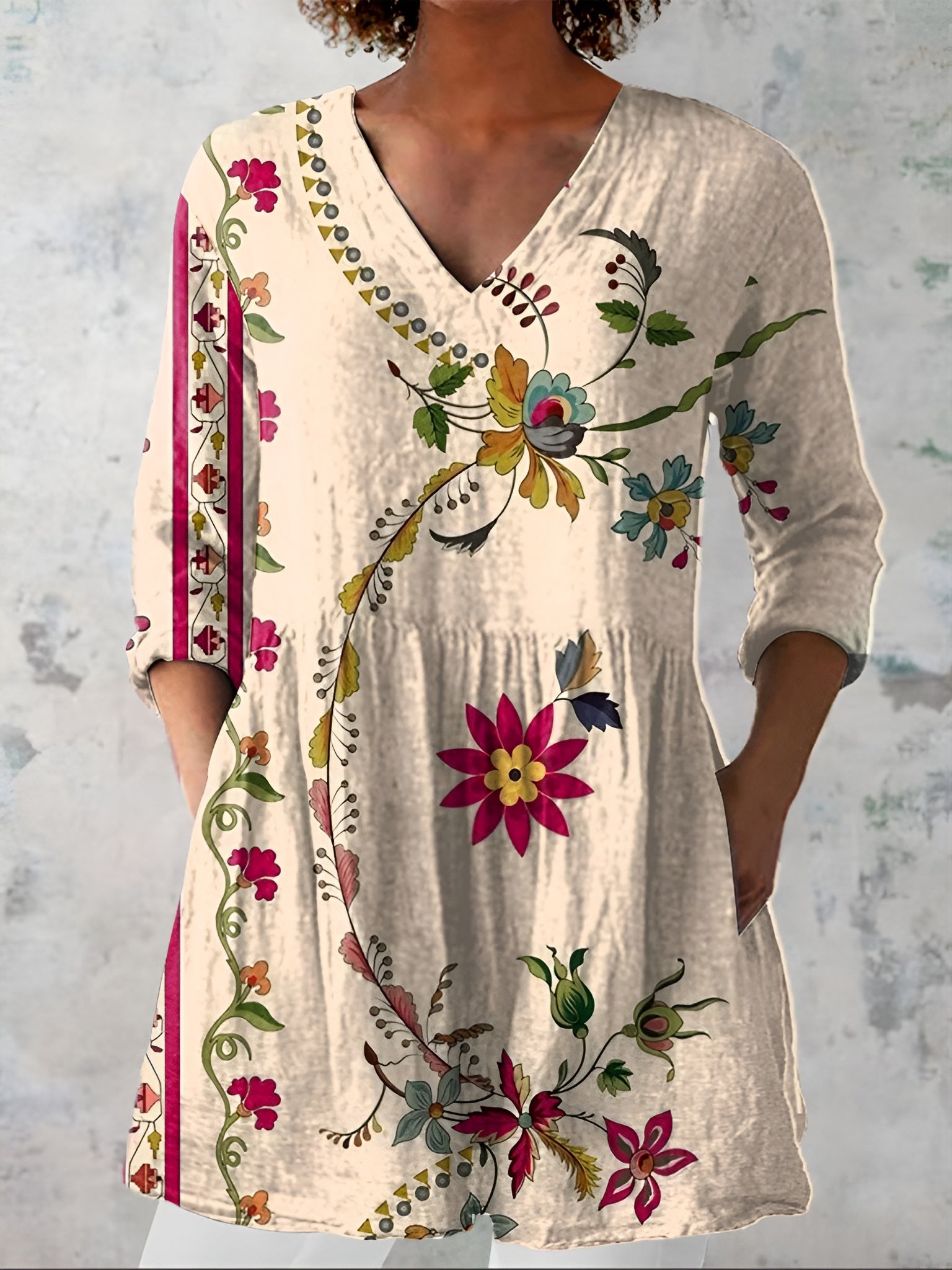 Lottie | Long Blouse with V-Neck 0