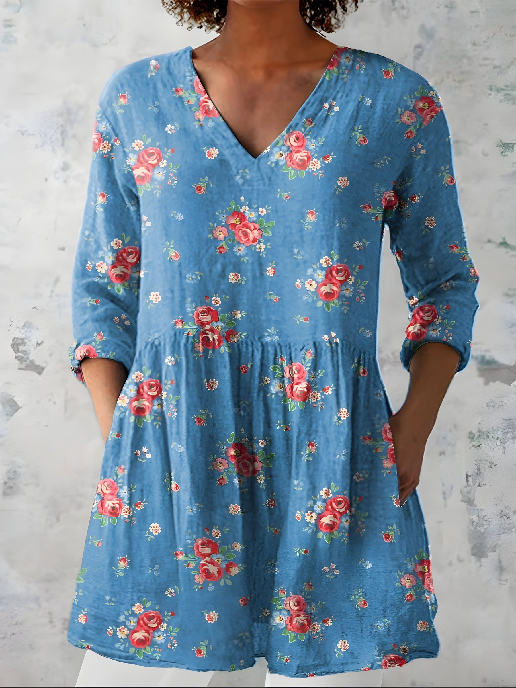 Lucia | Long Blouse with V-Neck 0