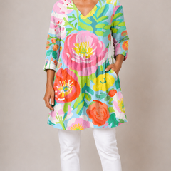 Valerie | Long Blouse with V-Neck 1